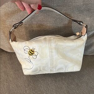 RARE Coach Signature Mini bee bumblebee Demi pouch bag